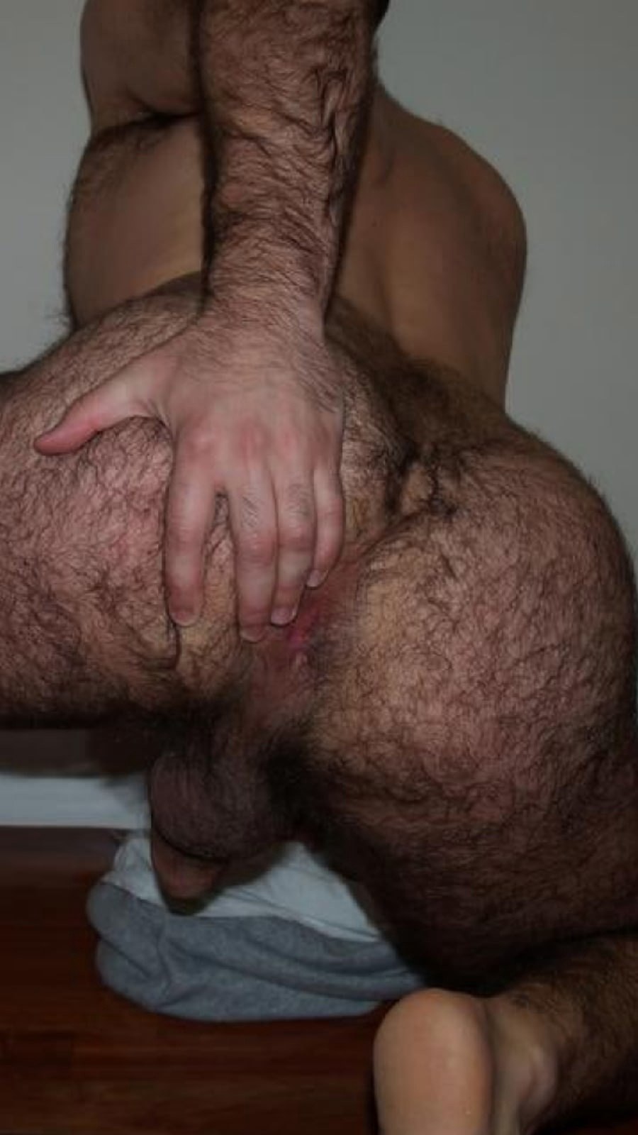 Hairy male ass