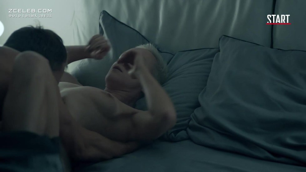 Frost Daria Cunnilingus