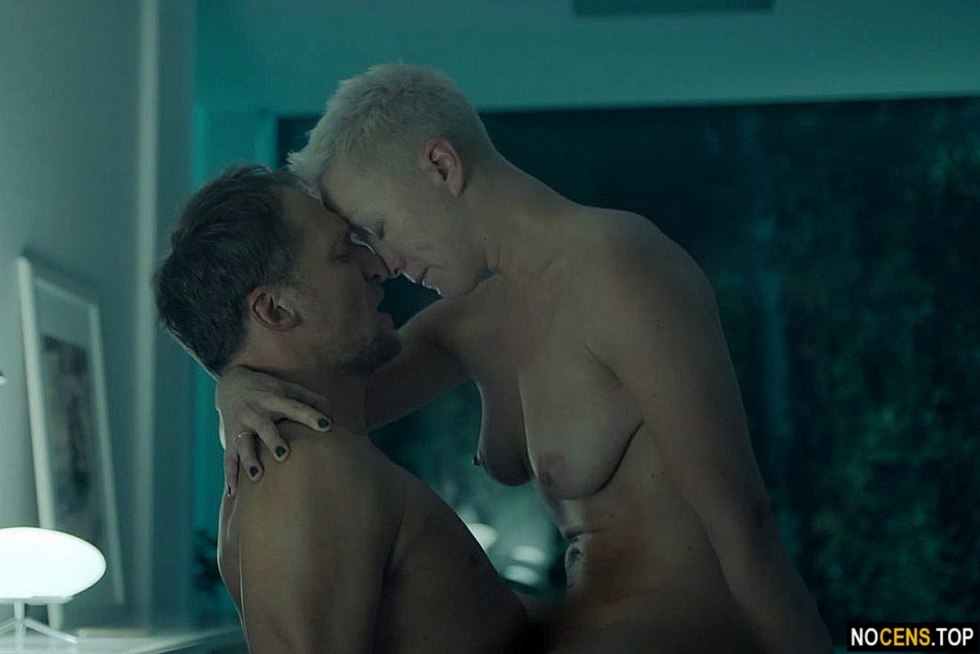 Daria frost photo naked