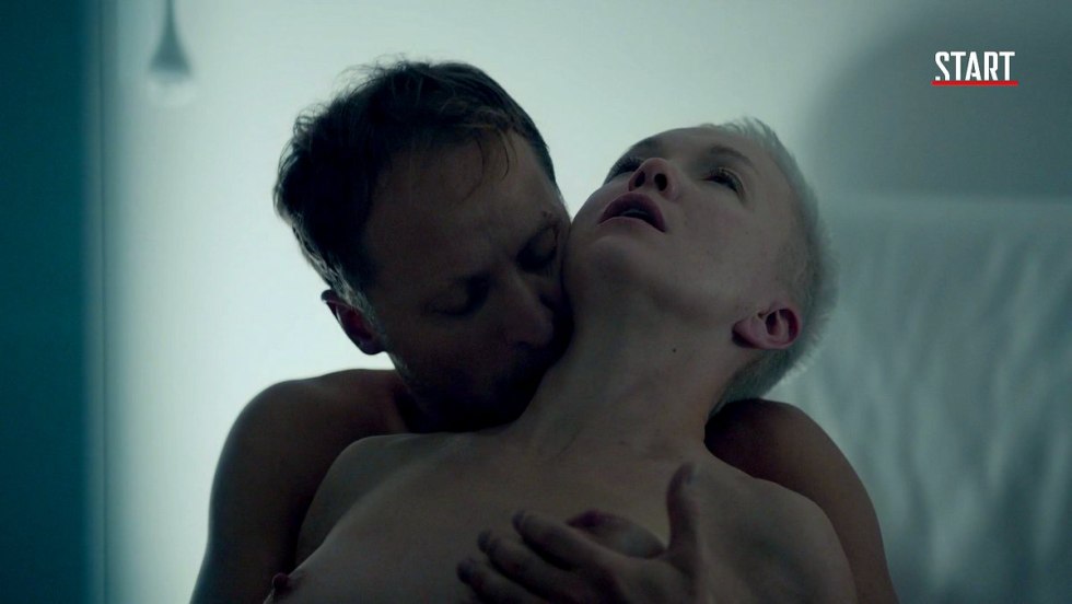 Daria frost bed scenes