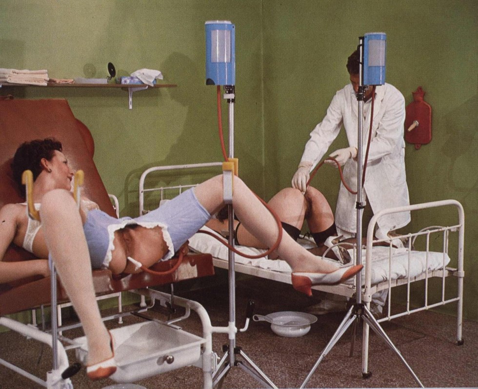 Enema on the gynecological chair