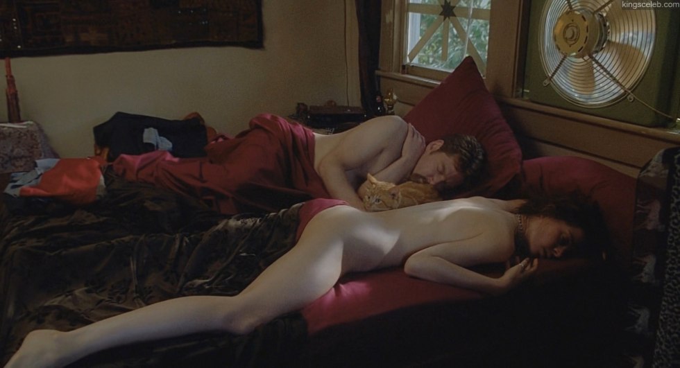 Embet Davids bed scenes