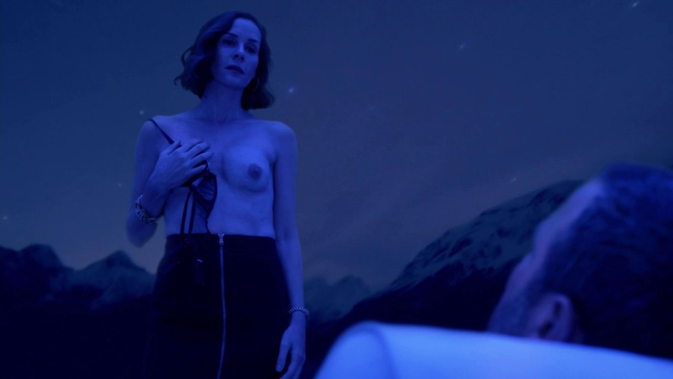 Embet Davidz Naked in the film