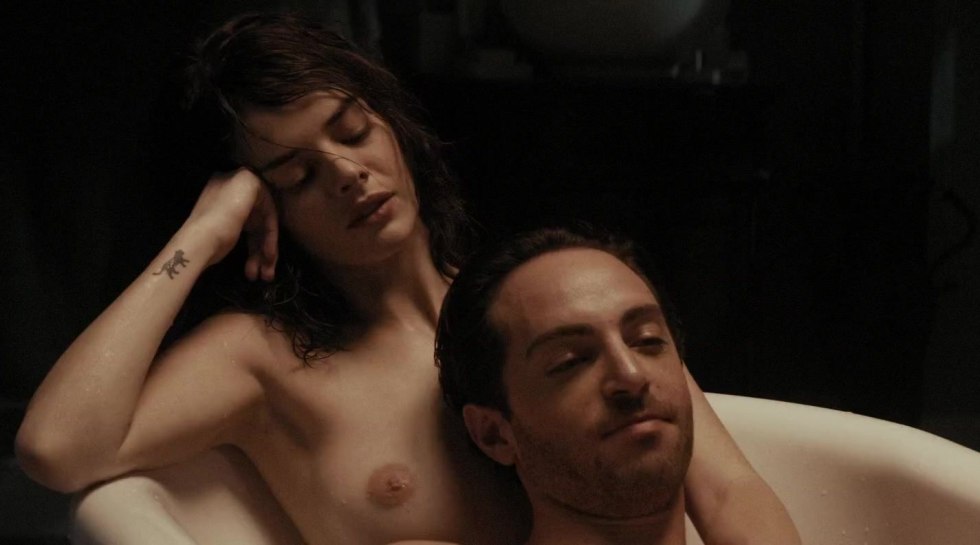 Moments in films with naked tits