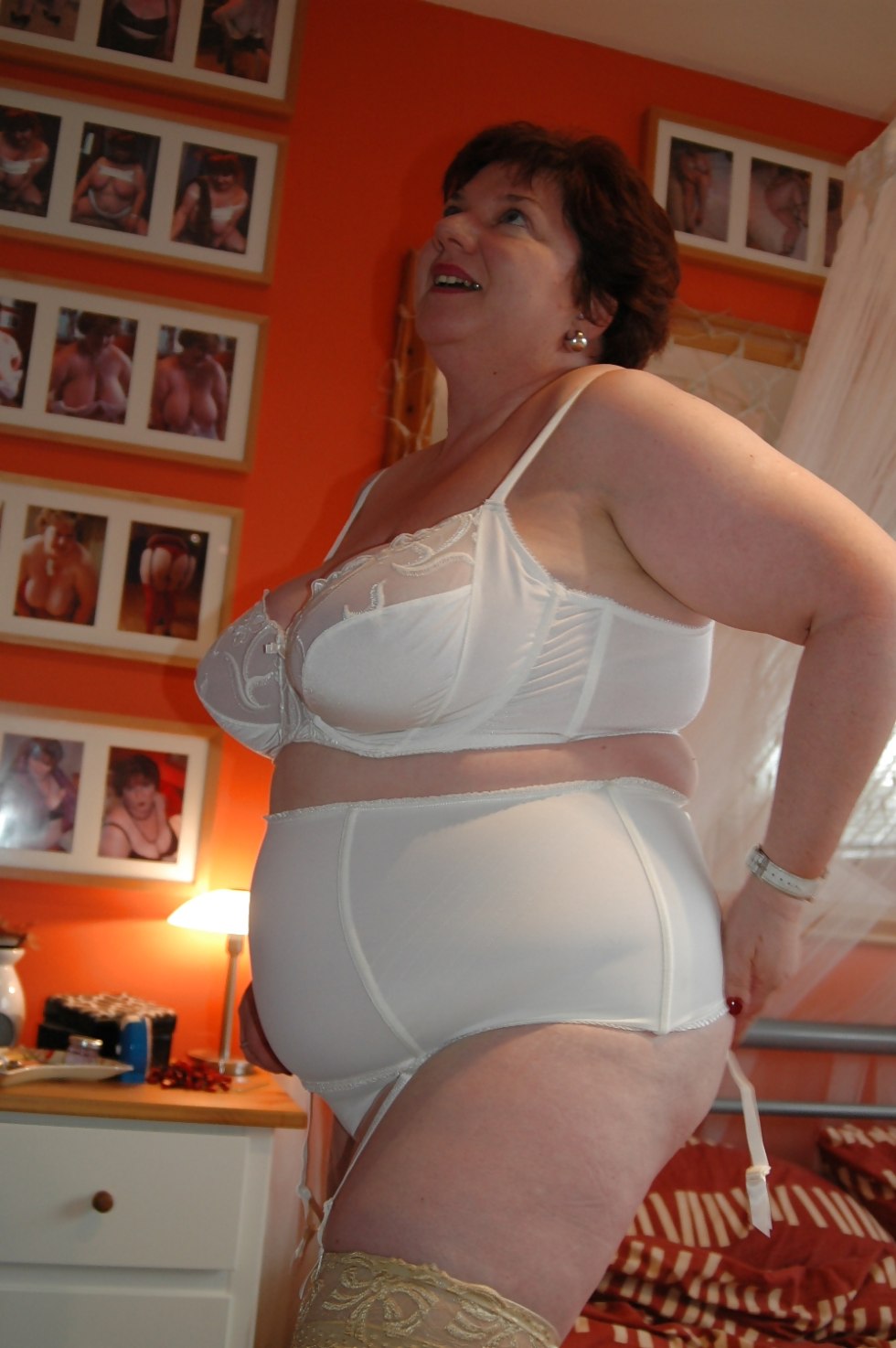 Puffy old women in shorts