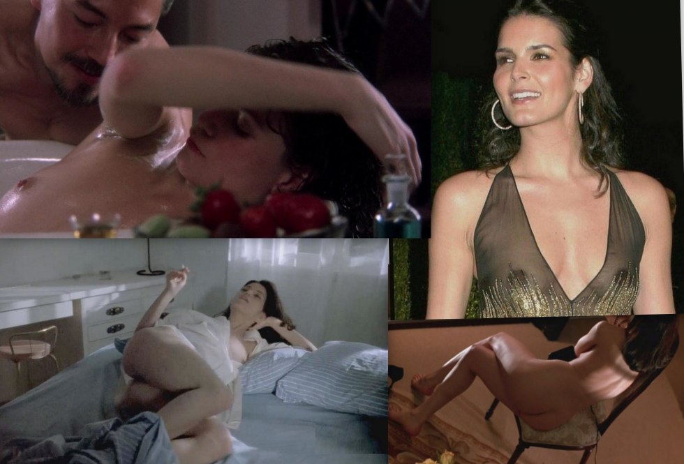 Naked in the movie actress Linda Fiorentino