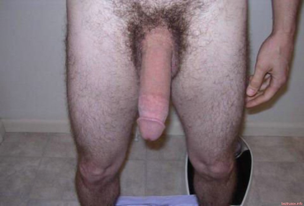 Hanging hairy penis