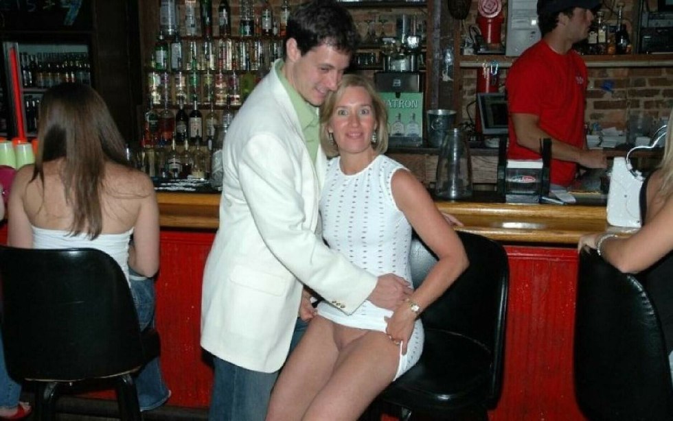 Woman without panties in the bar