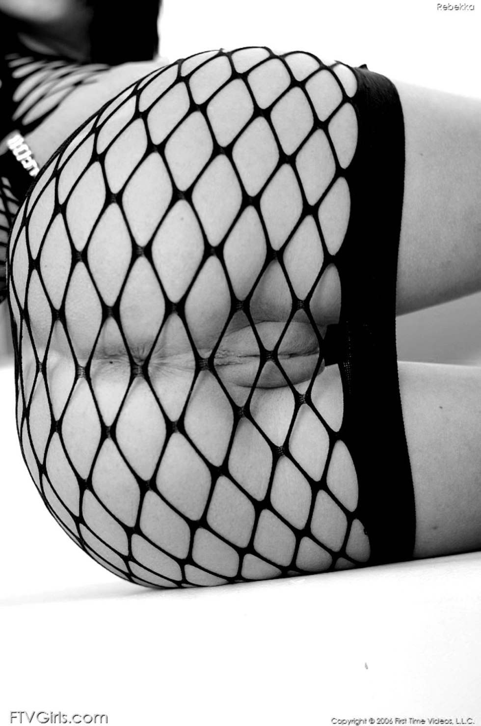 Erotic tights in the grid