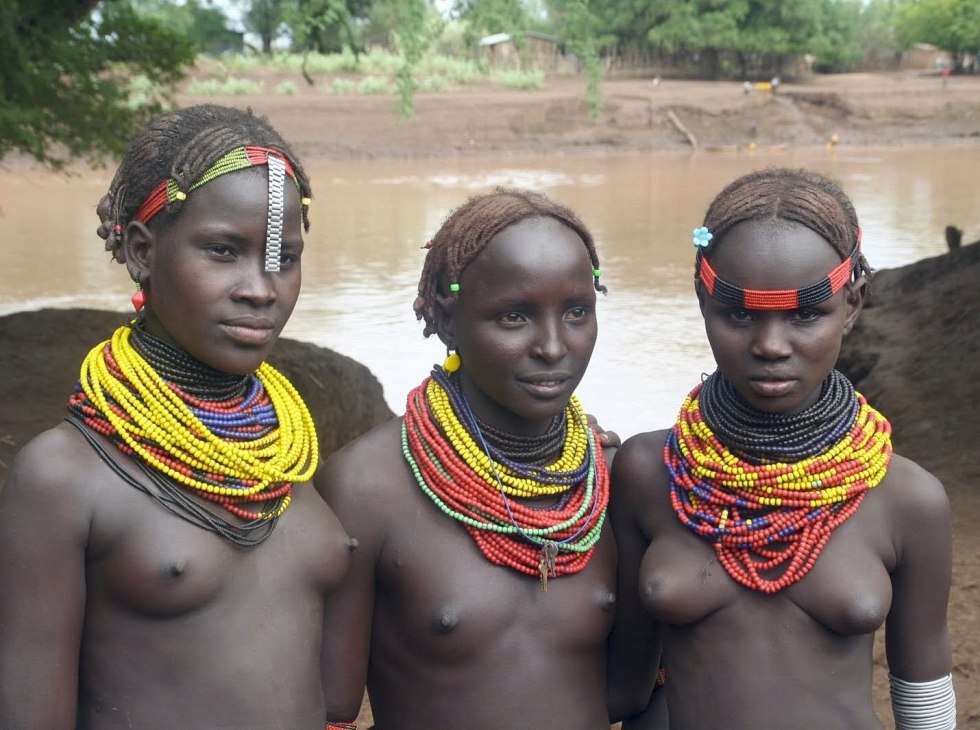 Naked women of African tribes