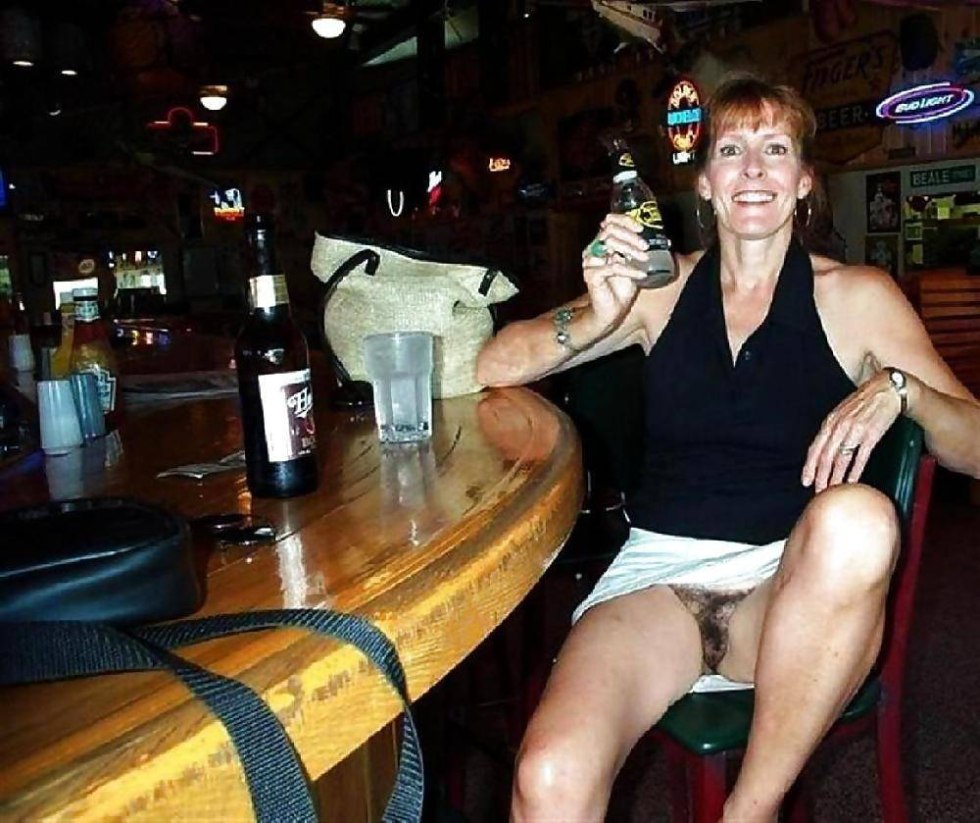 Wife without panties in the bar