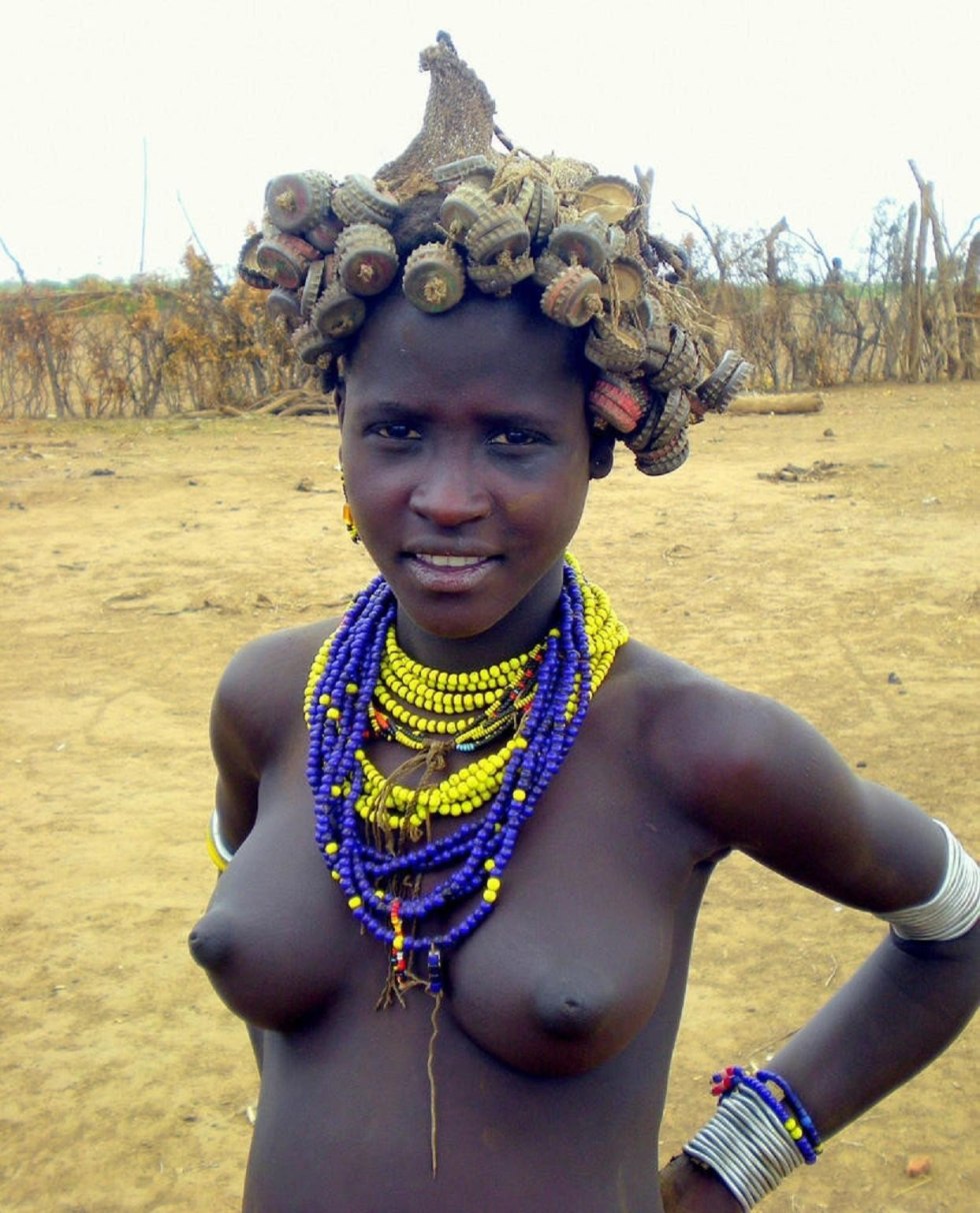 Naked African women