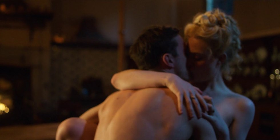 El Fanning Naked Great