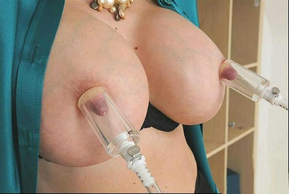Vacuum pump on boobs