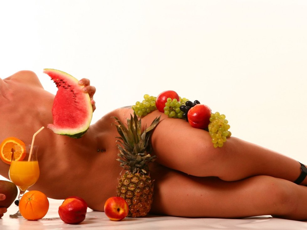 Erotic photo shoot with vegetables