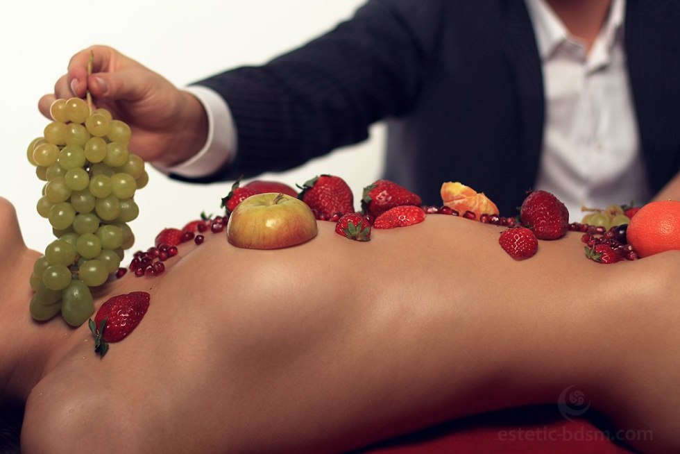 Photoshoot with fruits