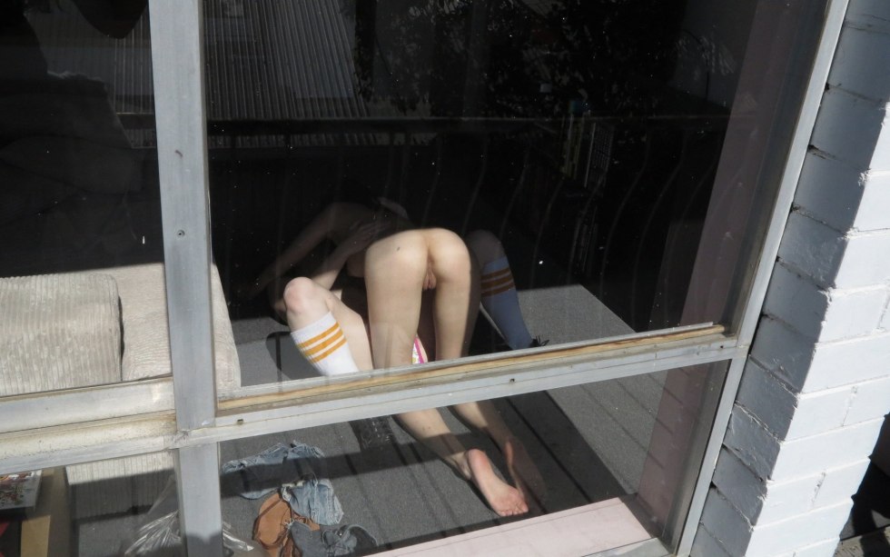 Peeping behind a neighbor