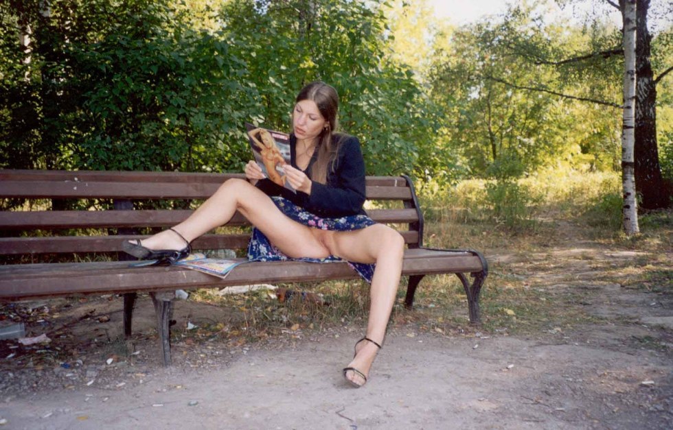 Erotic photo shoot in the park
