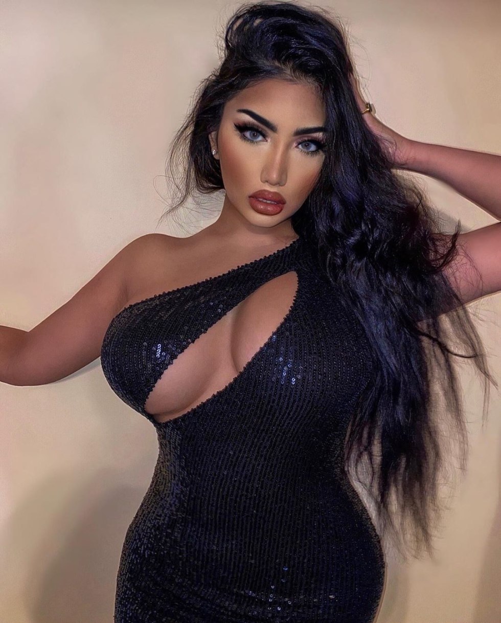 GUL BAKHARI Turkish Kim