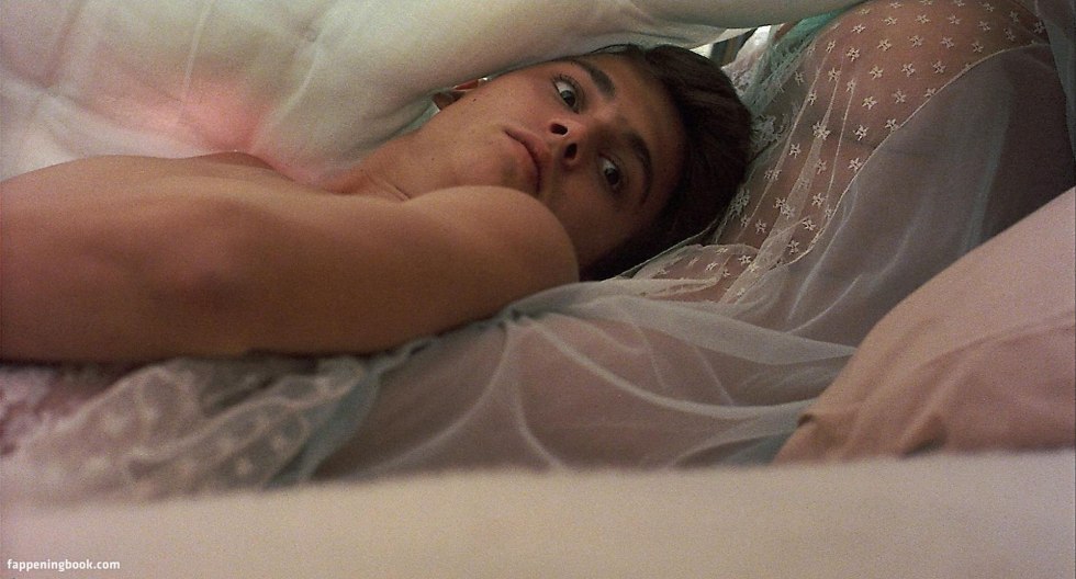 Private resort 1985 Leslie Isterbruk nude