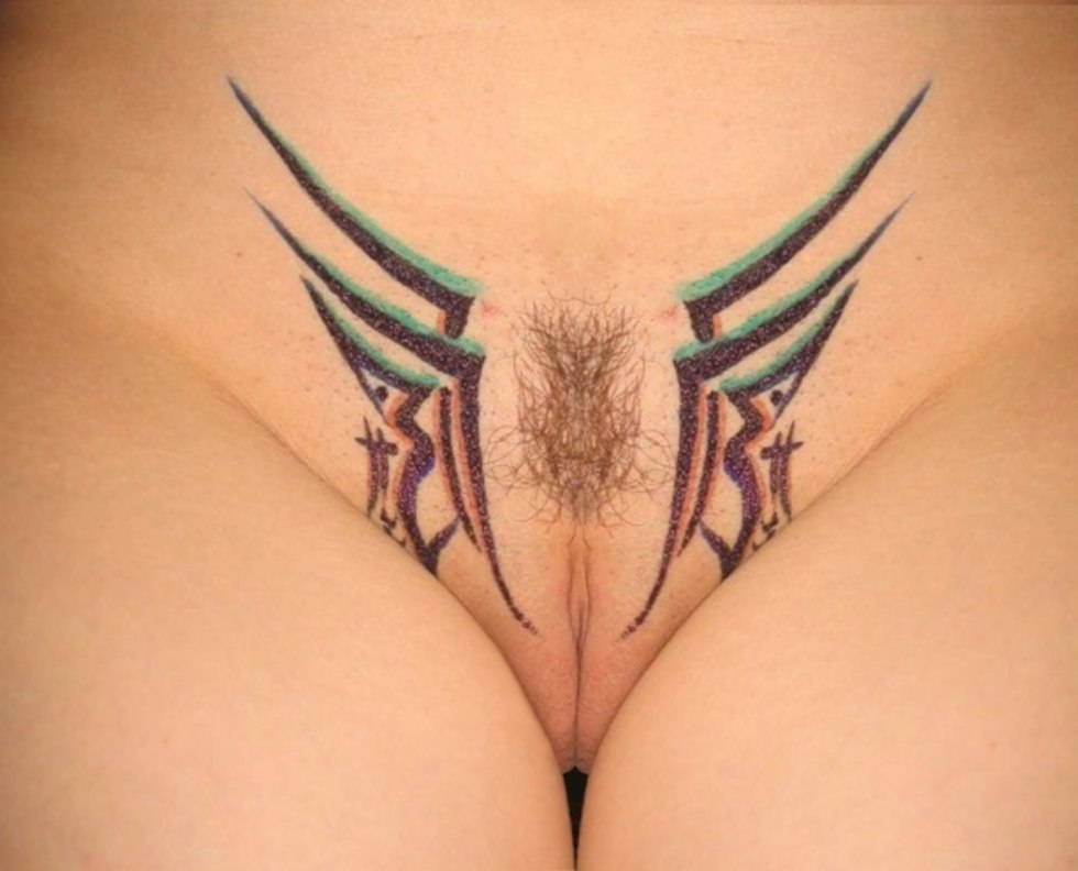 Tattoo in intimate places women