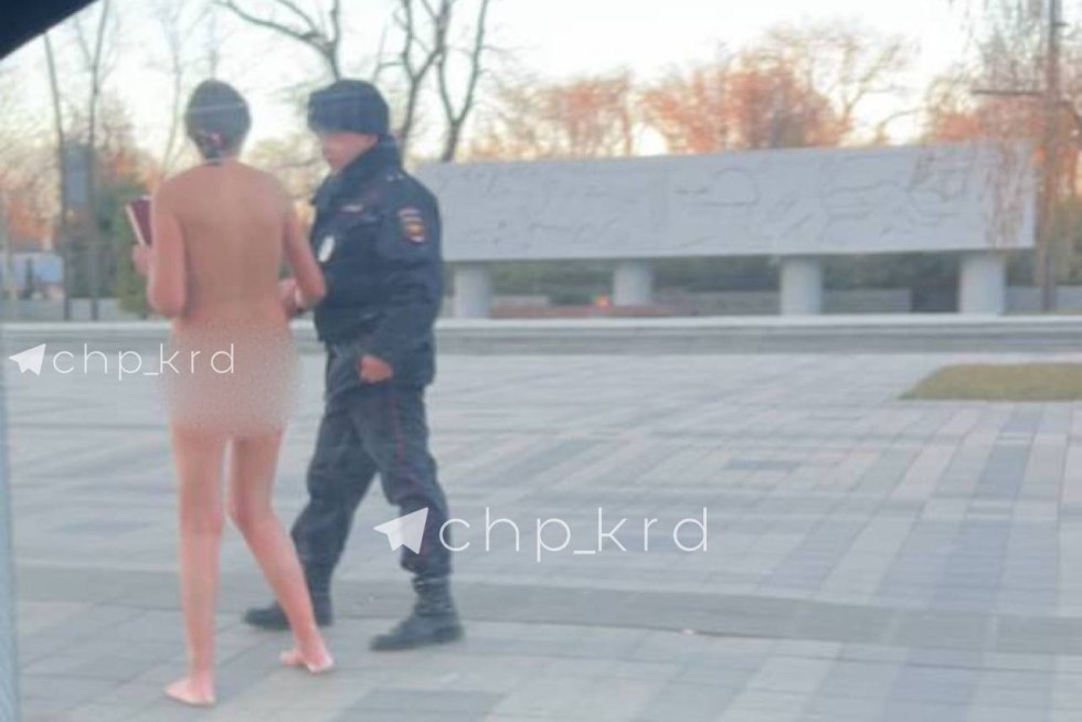 Military police of the girl