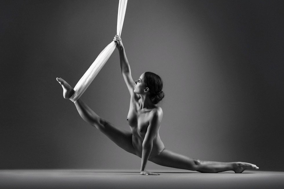 Anastasia Zavistovskaya ballerina naked