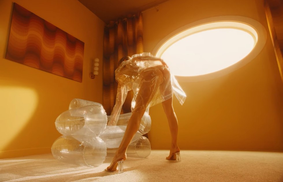 Vera Brezhneva Sister photo from the clip