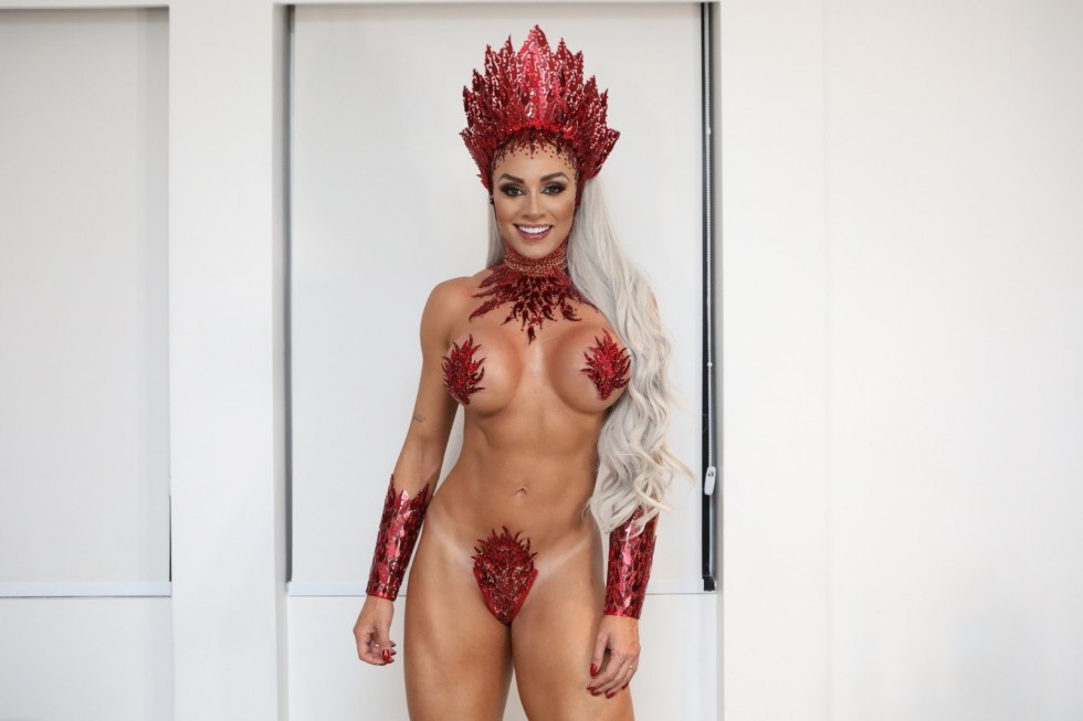 Brazilian carnival Nude Shemale