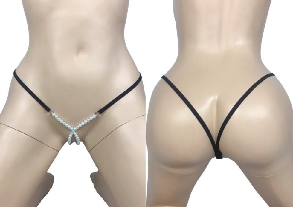 Extreme thongs with a drawing