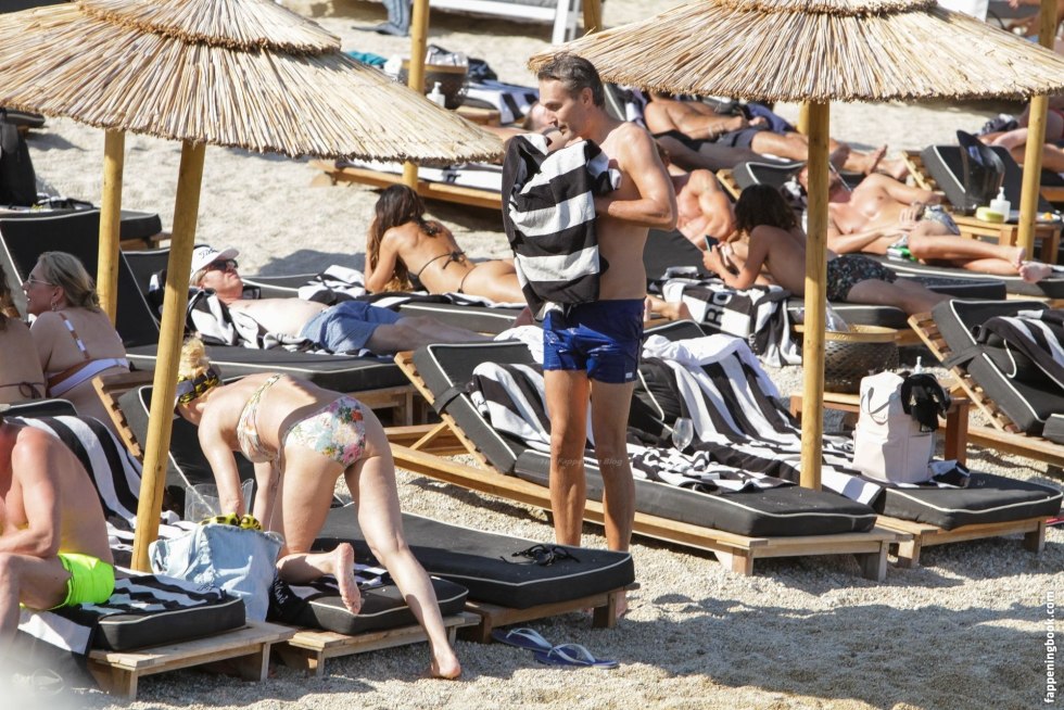 Christina Orbakaite photo in a swimsuit