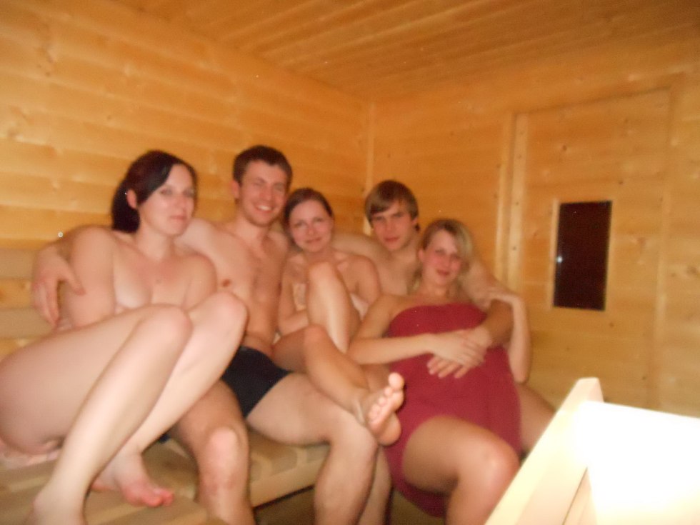 Swingers party in the bath