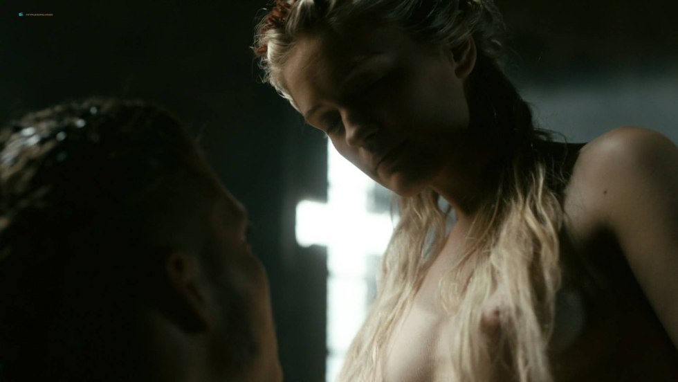 Alicia Agneson Vikings