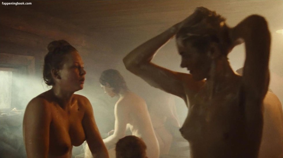 Actress Julia Peresyld Tits