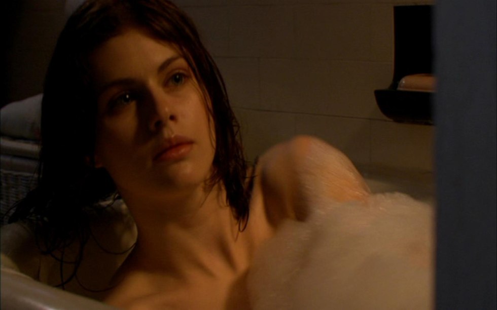 Alexandra Daddario Tits