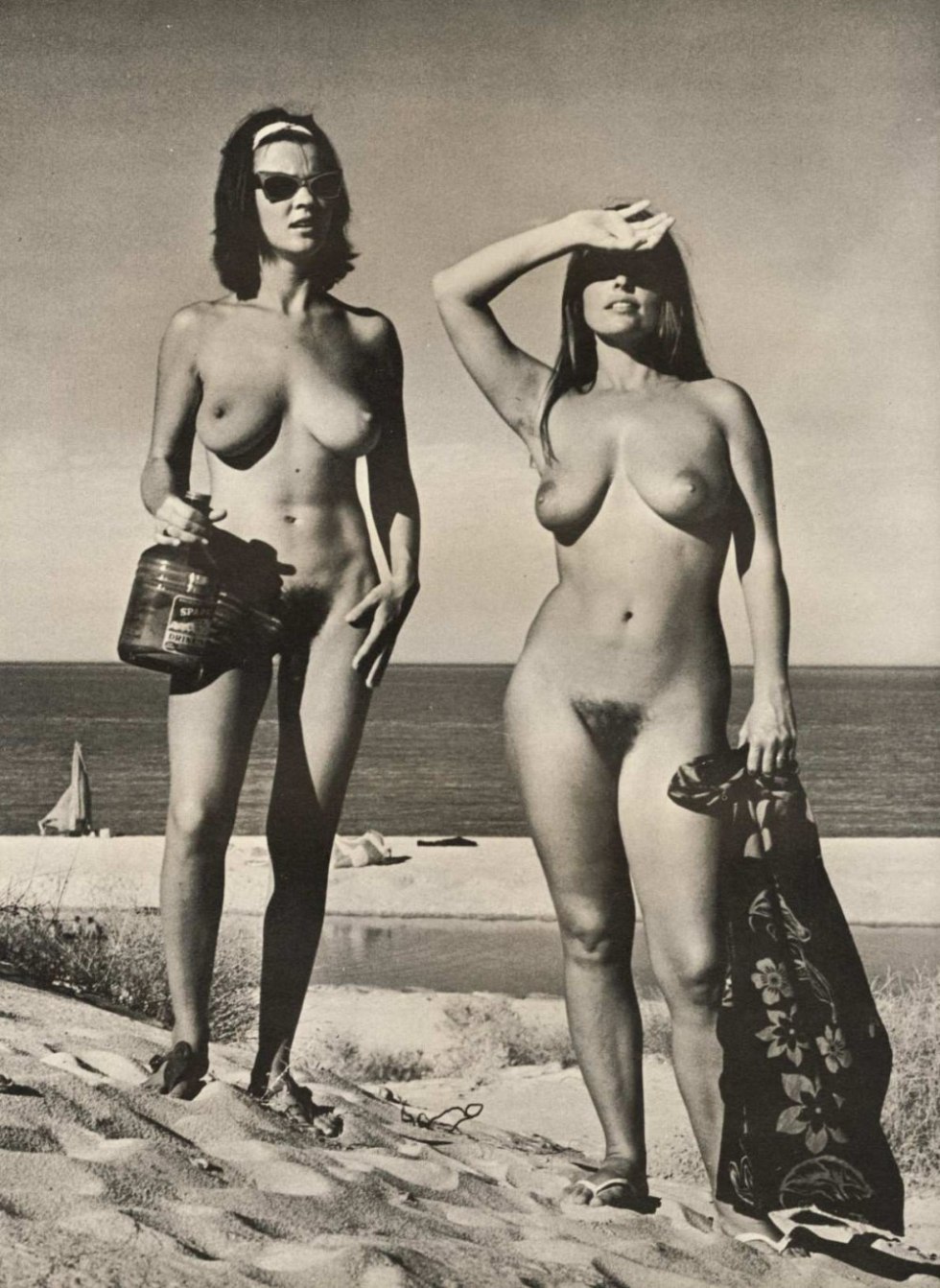 Beautiful retro nudist