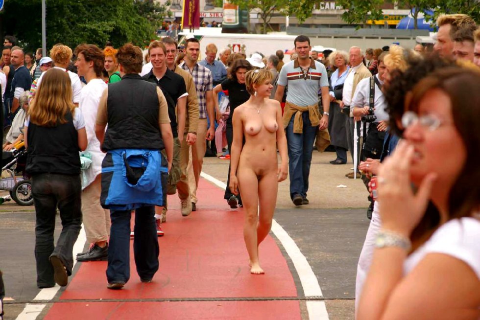 Naked women in public places