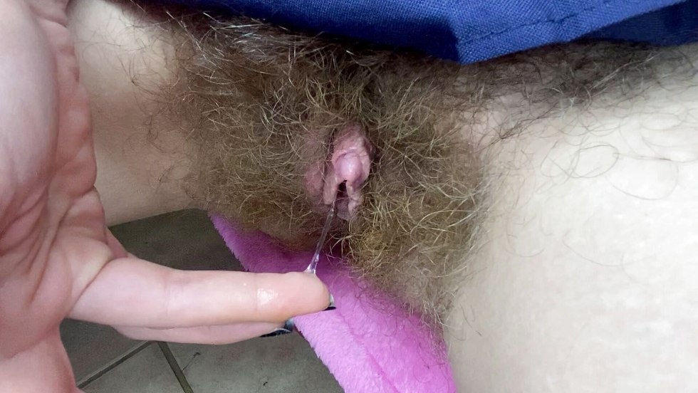Hairy pussy sister