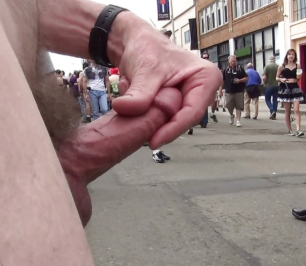 Masters are exhibitionists