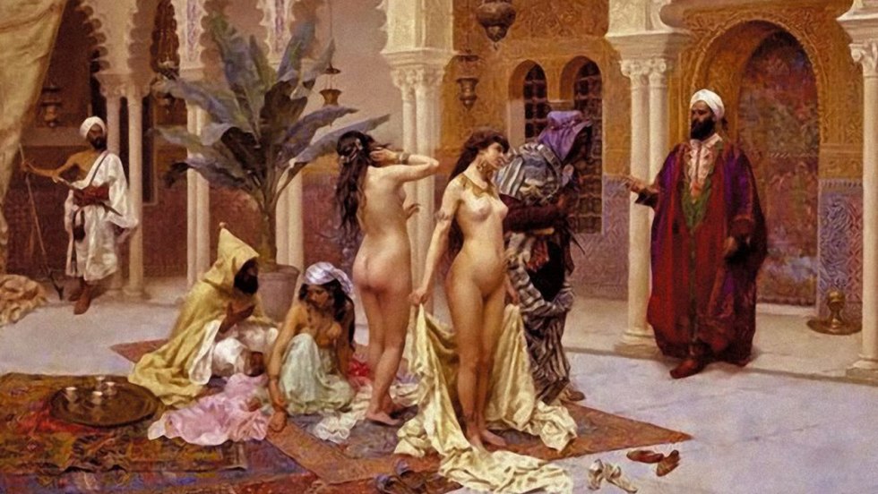Girls undress in a harem