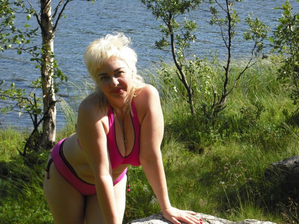 Women for intimate meetings