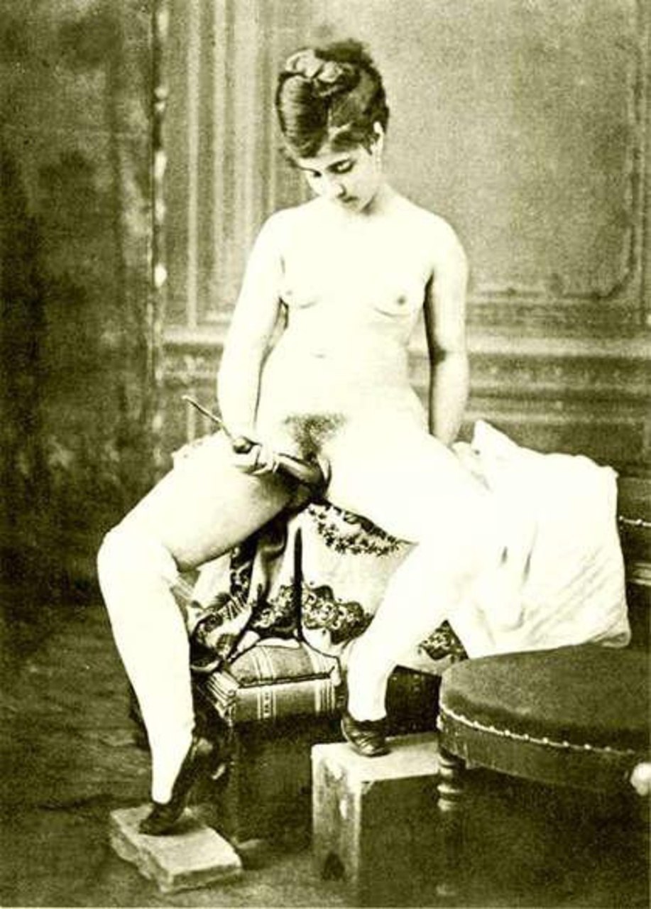 Old erotic pictures