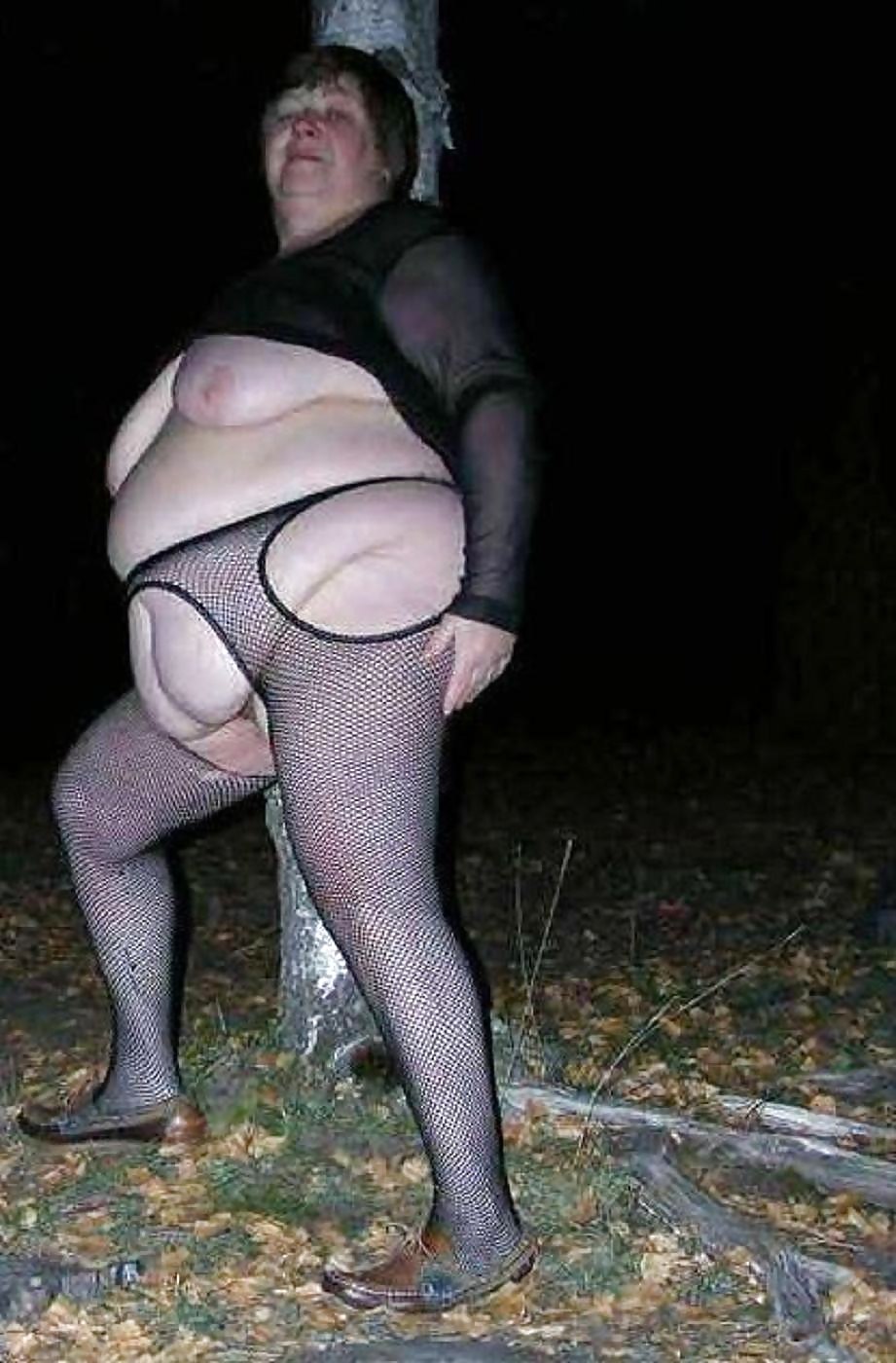 Rustic bbw in shorts