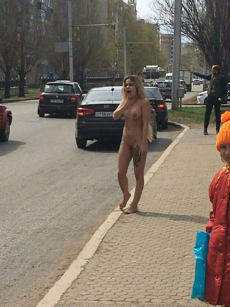 Naked women run around the city
