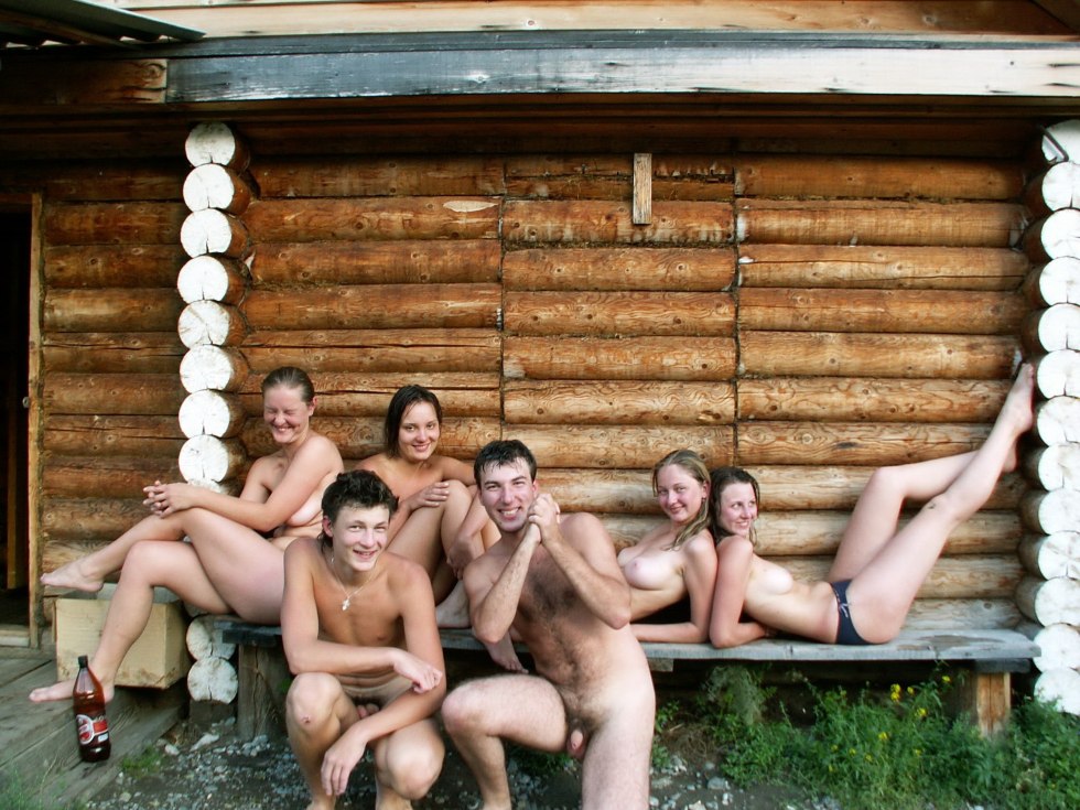 Family campaign in the bathhouse naked