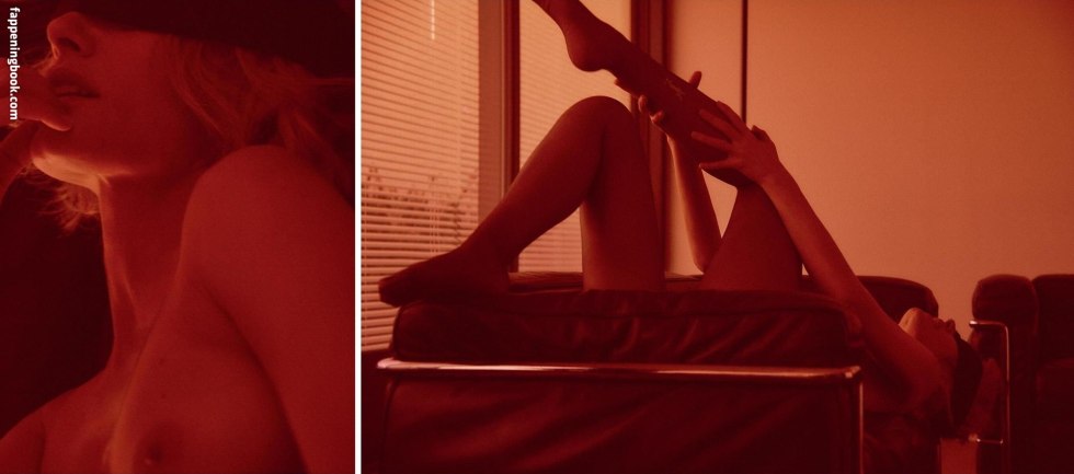 Amber Valletta Naked in the film