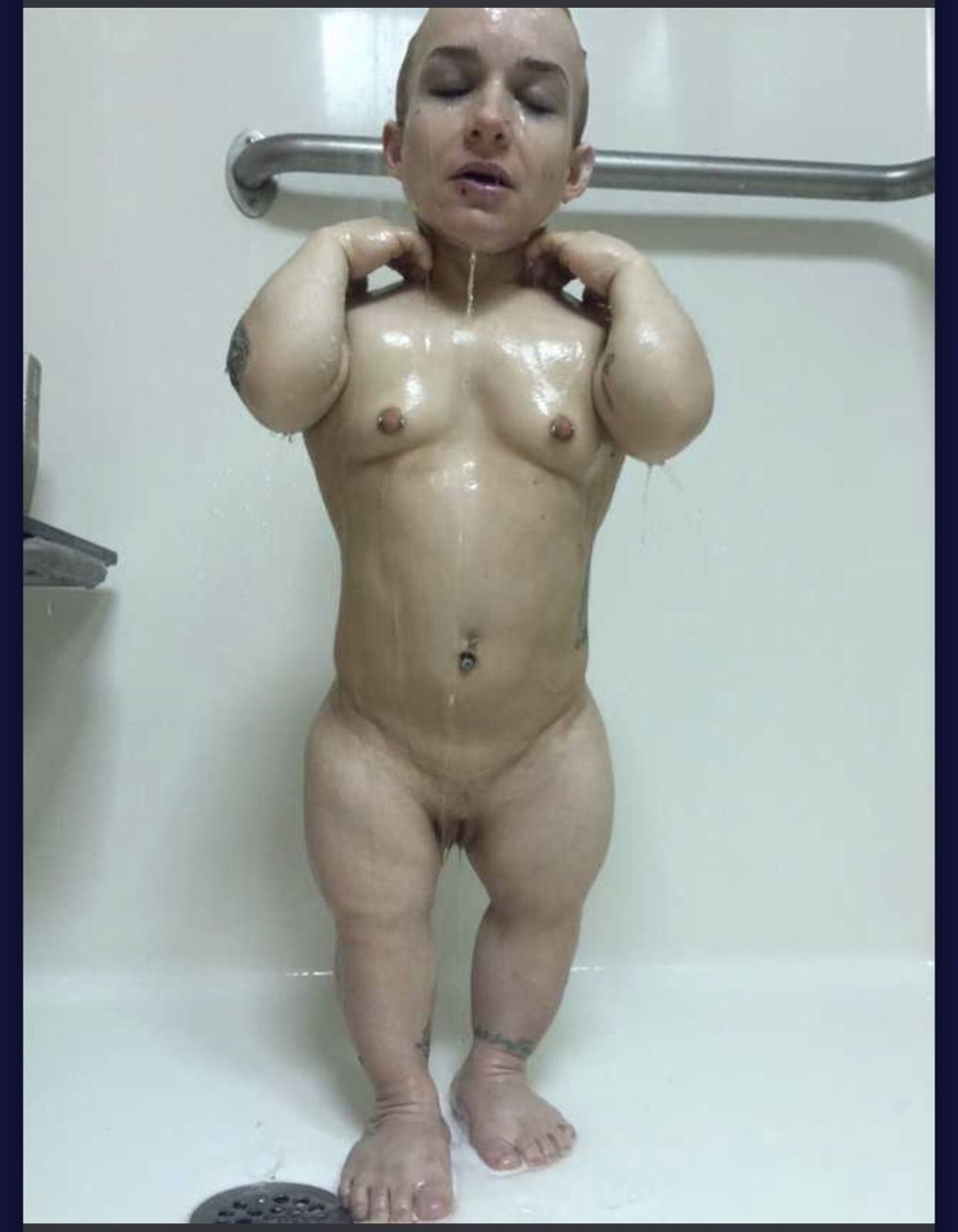 Naked women are lillipotes