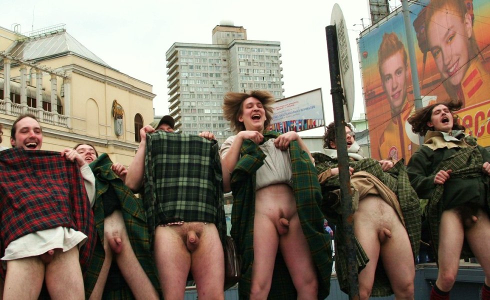 A guy in Kilt without panties