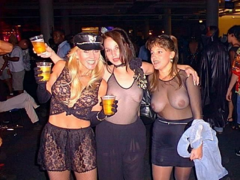 Party without complexes