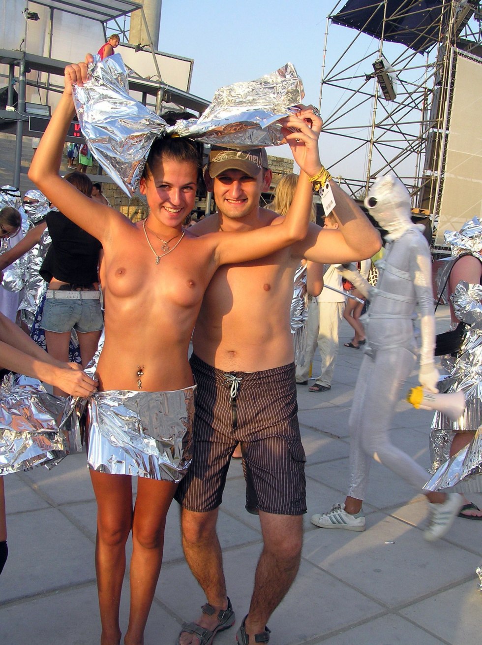 Beach parties Topless